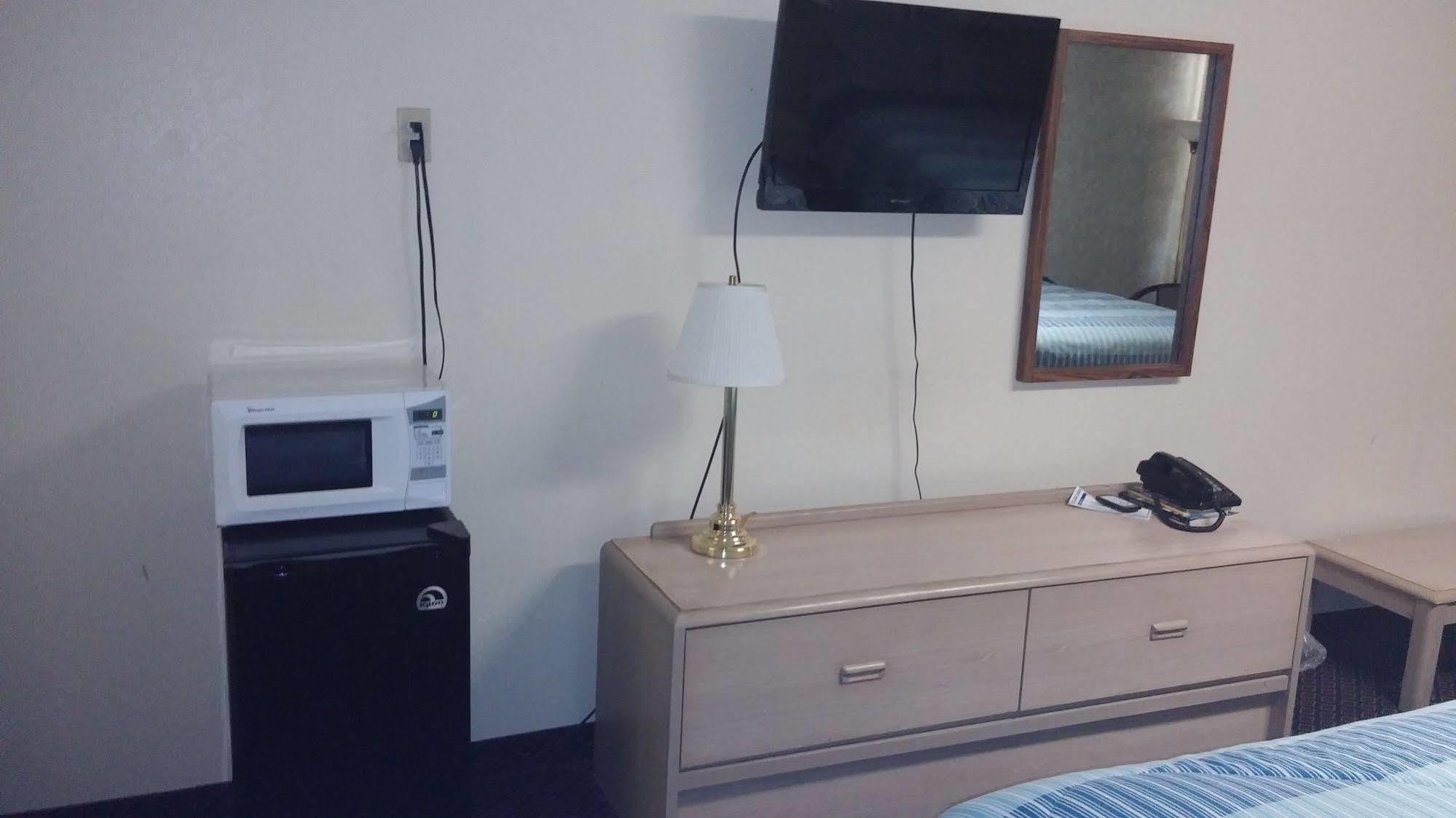 Budget Host Inn Eastland エクステリア 写真
