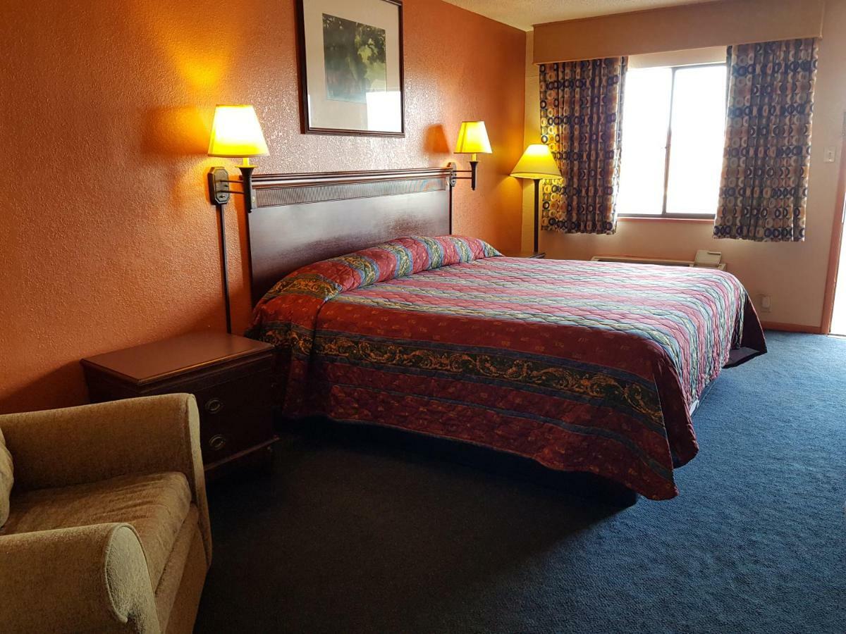 Budget Host Inn Eastland エクステリア 写真